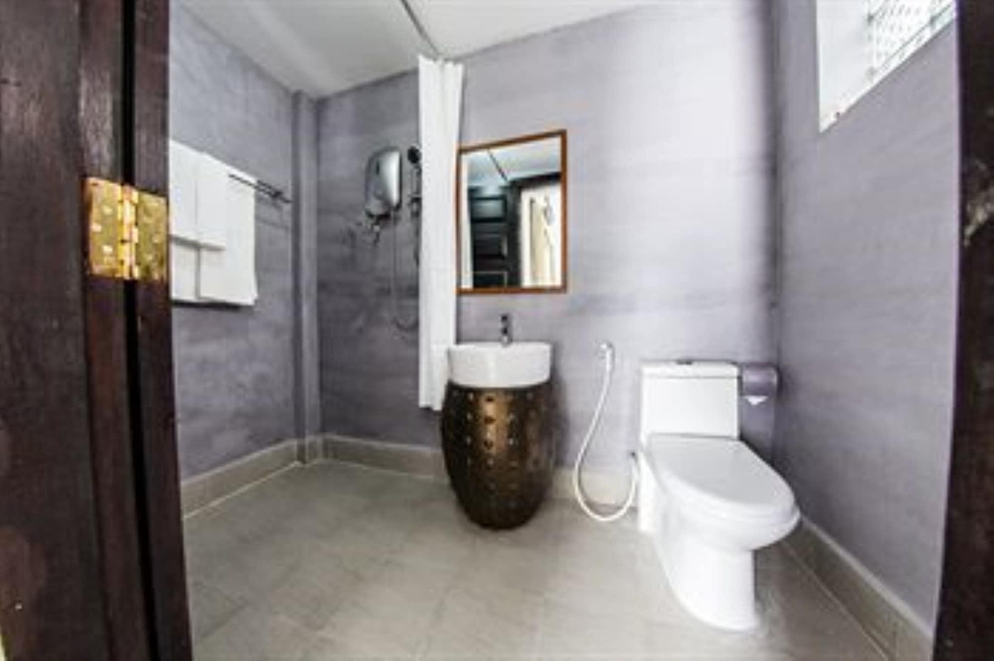 Jasmine Terrace Villa Phnom Penh Exterior photo